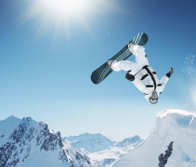 青春风暴蓄势待发！陈泽仕、依木兰有望迎鲁能赛季首秀，球迷热盼新生力量