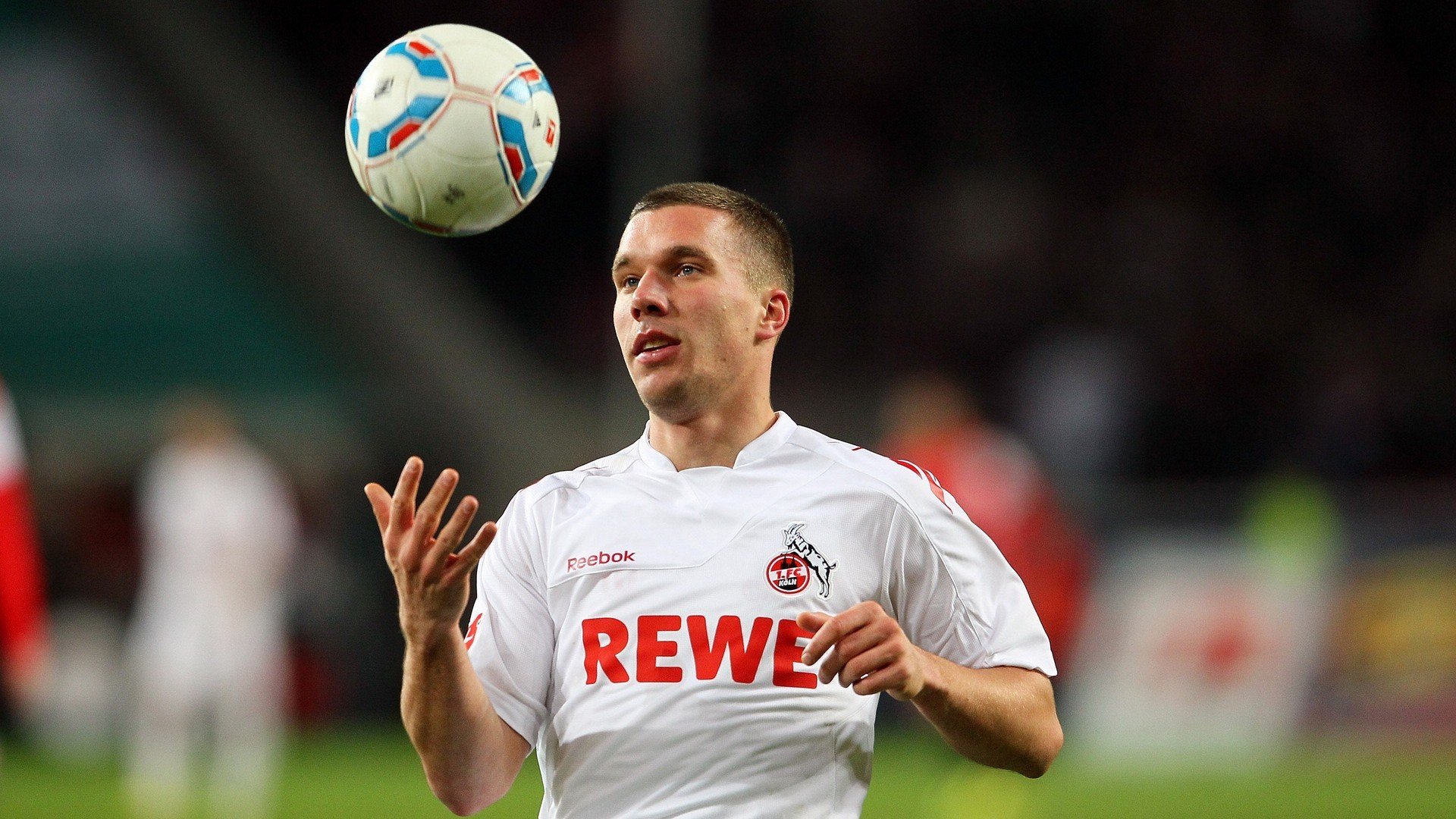 奥赖利状态火热引发教练组甜蜜烦恼，女足世界杯首发名单悬念陡增